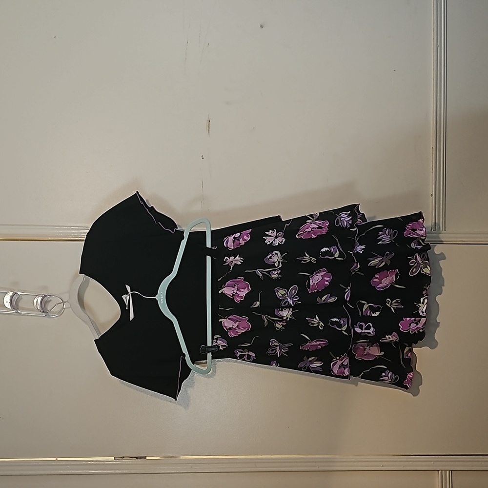 R&M Richards Petite Black amd Floral